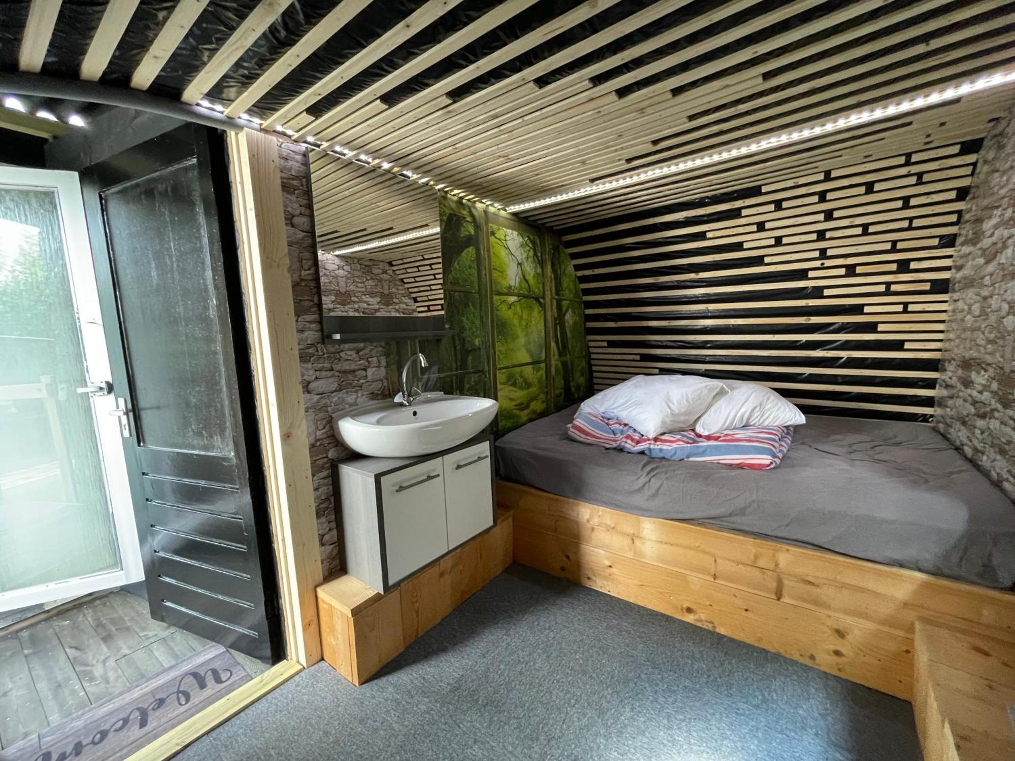 Chalet Friesland H17 - 5 Pers Westergeest Buitenkant foto